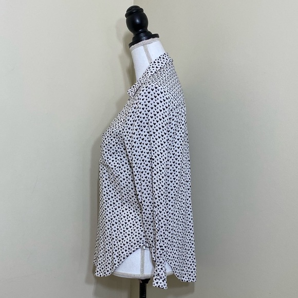 NWOT Velvet Heart || Women White Long Sleeve Button-Down high low Shirt Sz Small - Picture 2 of 8